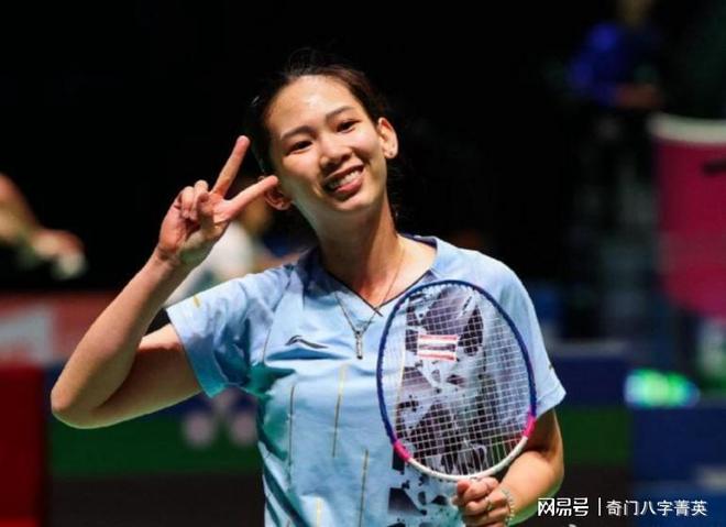 打成三场 打成三场